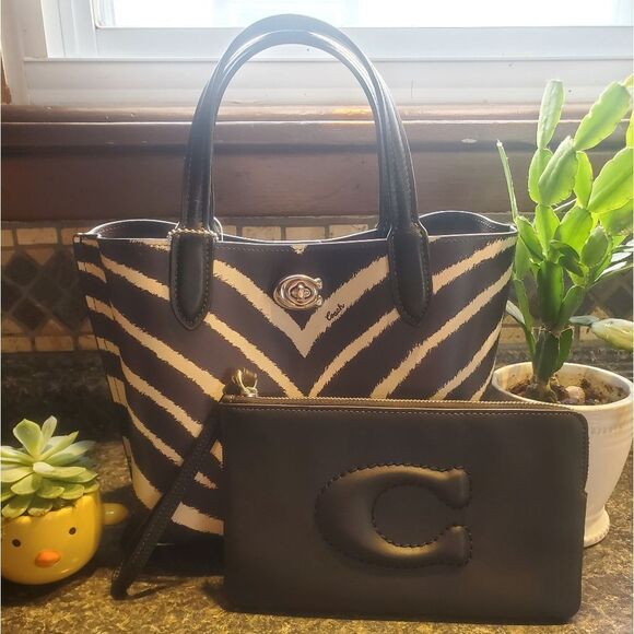 RETAIL Coach Zebra Print Willow Bucket Bag + Black Coach "Pillow" Wristlet - Picture 13 of 16